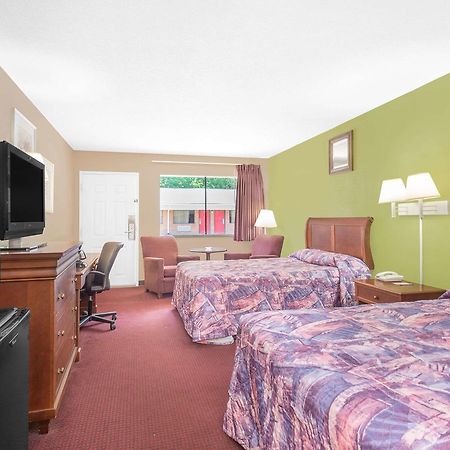Hotel Express Anniston/Oxford Εξωτερικό φωτογραφία