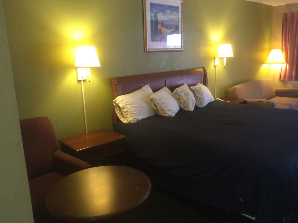 Hotel Express Anniston/Oxford Εξωτερικό φωτογραφία