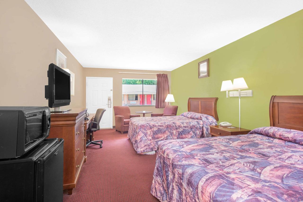 Hotel Express Anniston/Oxford Εξωτερικό φωτογραφία